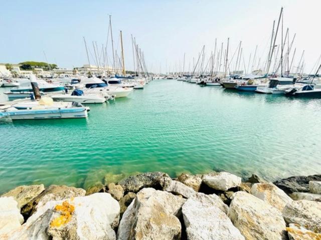 Gatu Sherry, Junto Puerto Deportivo Y Playa " Preferente Mayores De 25 Anos Y Familias " El Puerto de Santa María Exteriör bild